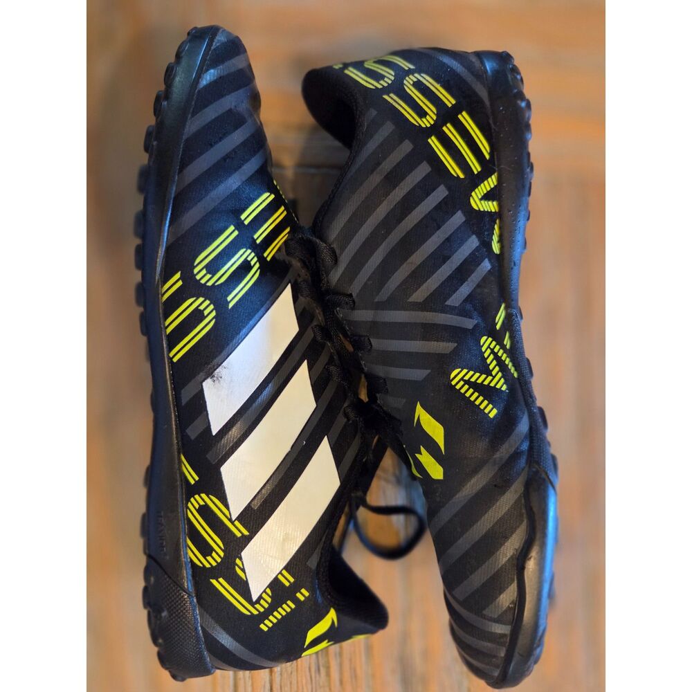 Adidas Nemeziz 17.4 turf cleats, Size 5 Junior, great condition, unisex kids